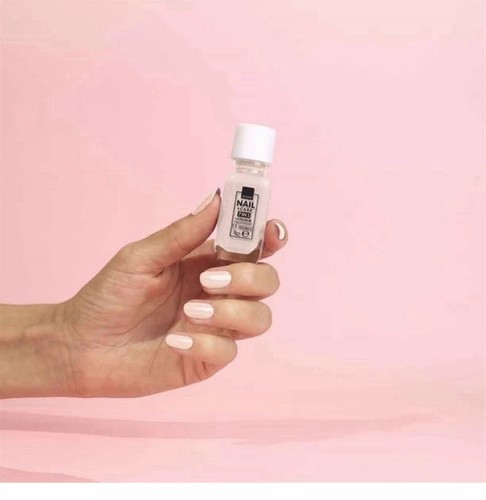 Avon colour and - 7,